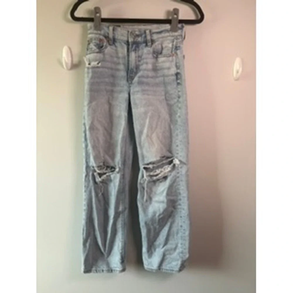 American Eagle Strigid Jeans Women's Size 0 Short Blue Distressed High Rise
